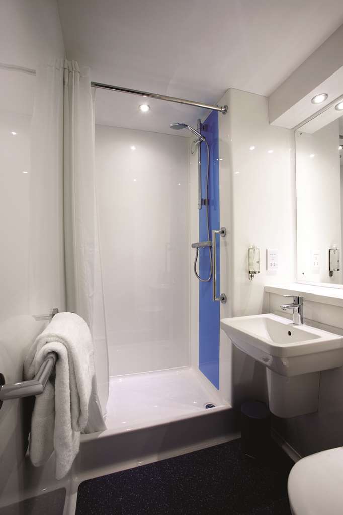 Travelodge Nottingham Wollaton Park Room photo
